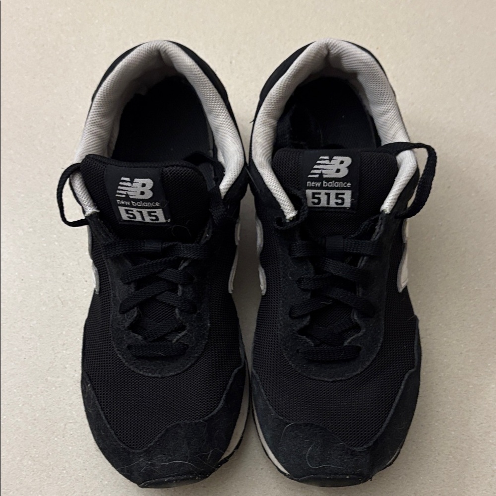 New Balance 515 Men's Black and White Sneakers